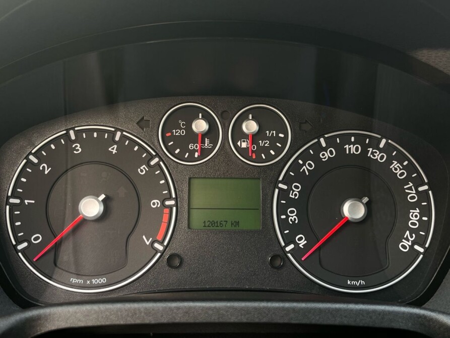 Ford Fiesta Mk5 Москва  - изображение 16