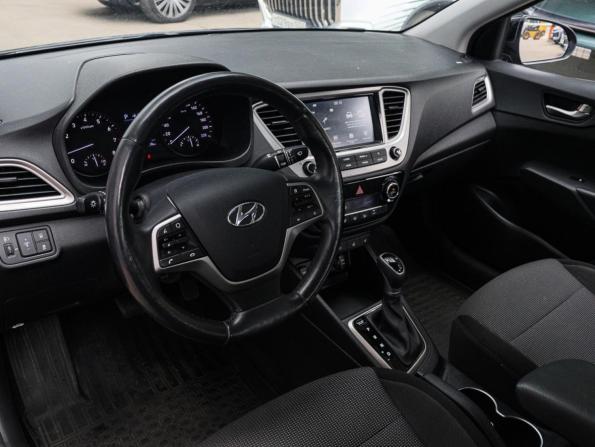 Hyundai Solaris II с пробегом 2019 года, цена 1 450 000 рублей, 68217 км, седан, Автокод Объявления