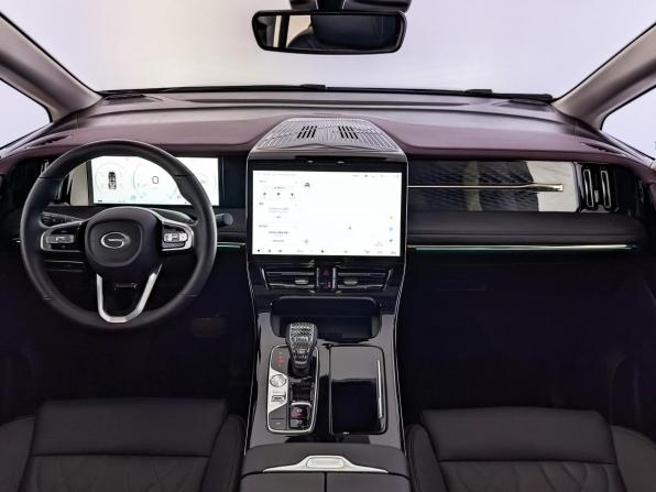 GAC Trumpchi M8 II с пробегом 2023 года, цена 4 350 000 рублей, 3939 км, минивэн, Автокод Объявления