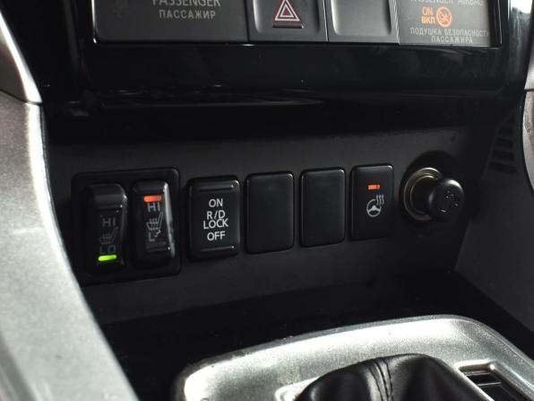 Mitsubishi Pajero Sport III с пробегом 2018 года, цена 2 534 999 рублей, 191939 км, внедорожник, Автокод Объявления
