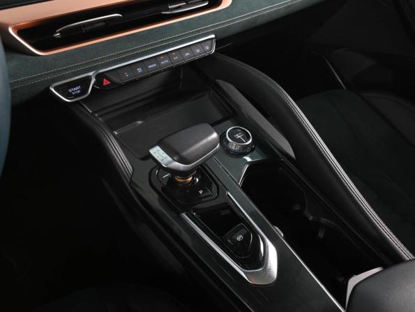 Geely Monjaro I с пробегом 2023 года, цена 3 099 000 рублей, 45968 км, внедорожник, Автокод Объявления