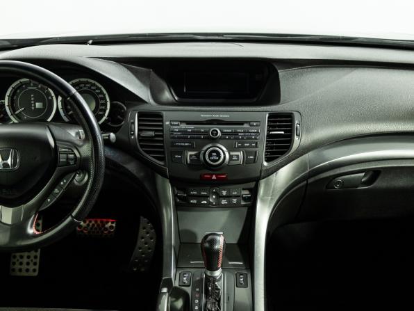 Honda Accord VIII Рестайлинг с пробегом 2012 года, цена 1 379 900 рублей, 190000 км, седан, Автокод Объявления