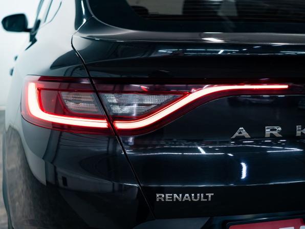 Renault Arkana I с пробегом 2020 года, цена 1 660 000 рублей, 86000 км, внедорожник, Автокод Объявления