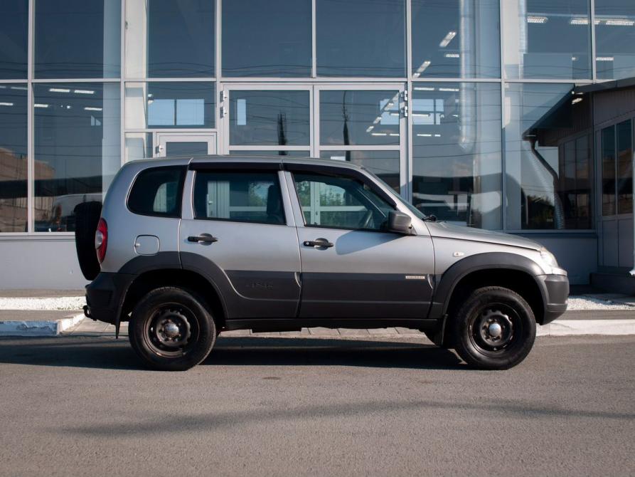 Chevrolet Niva I Рестайлинг Курган  - изображение 8