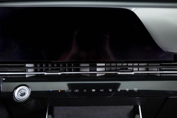 Omoda C5 I с пробегом 2023 года, цена 2 309 000 рублей, 34670 км, внедорожник, Автокод Объявления