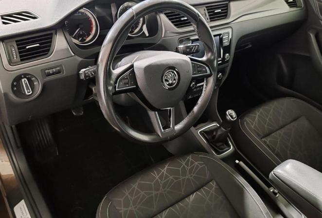 Skoda Rapid I Рестайлинг с пробегом 2019 года, цена 1 250 000 рублей, 180219 км, лифтбек, Автокод Объявления