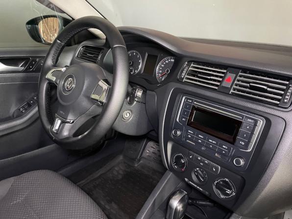 Volkswagen Jetta VI с пробегом 2013 года, цена 849 000 рублей, 261881 км, седан, Автокод Объявления