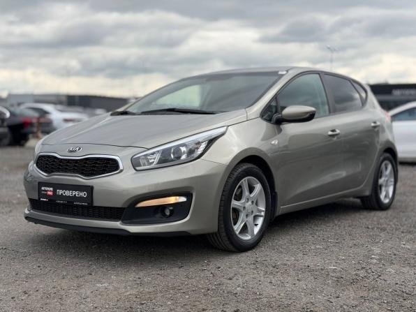Kia Ceed II Рестайлинг с пробегом 2016 года, цена 975 000 рублей, 152666 км, хэтчбек, Автокод Объявления