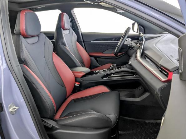 Geely Coolray I Рестайлинг с пробегом 2023 года, цена 2 295 000 рублей, 13241 км, внедорожник, Автокод Объявления