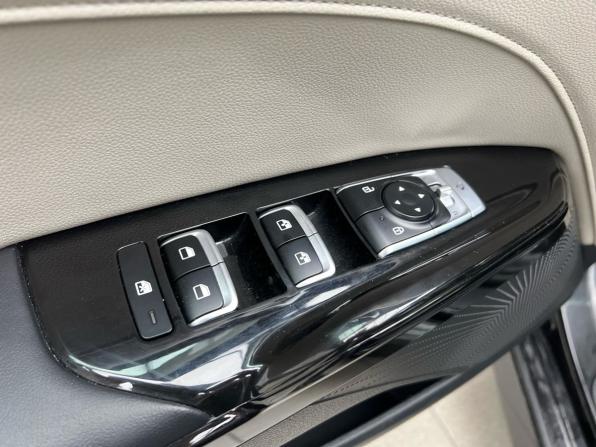 Kia K5 III с пробегом 2020 года, цена 2 539 900 рублей, 83000 км, седан, Автокод Объявления