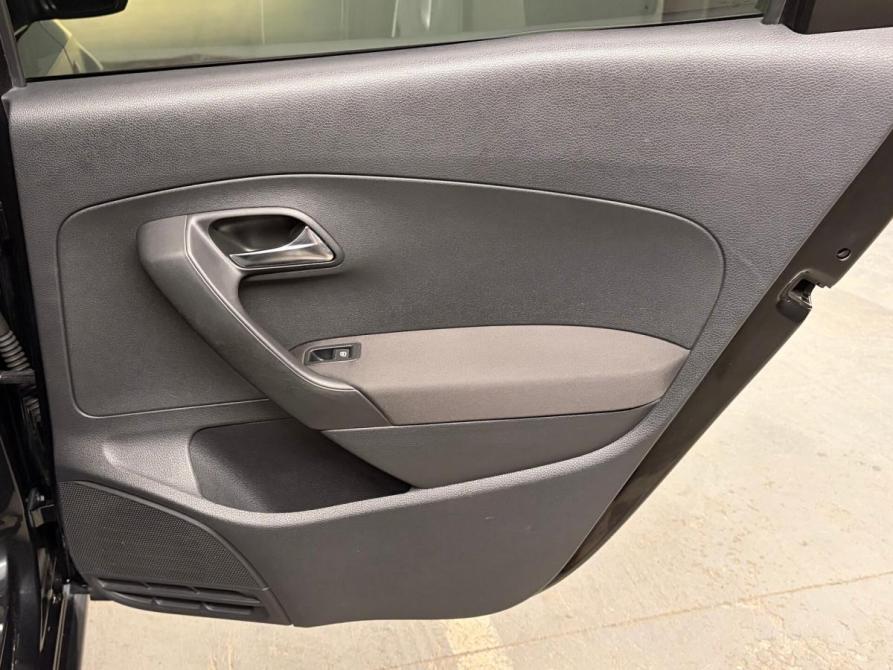 Volkswagen Polo V Екатеринбург  - изображение 19