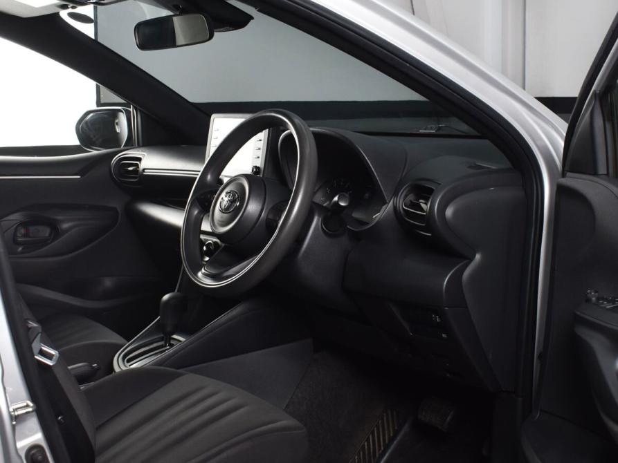 Toyota Yaris IV Кемерово  - изображение 6