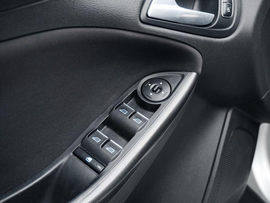 Ford Focus III Рестайлинг Ростов-на-Дону  - изображение 10