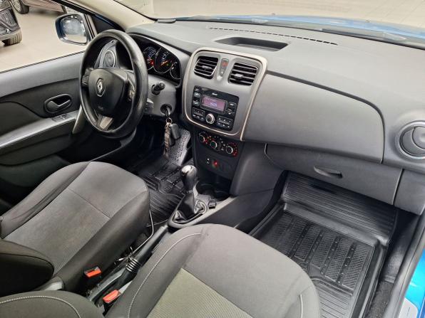 Renault Logan II Рестайлинг с пробегом 2019 года, цена 910 000 рублей, 78300 км, седан, Автокод Объявления