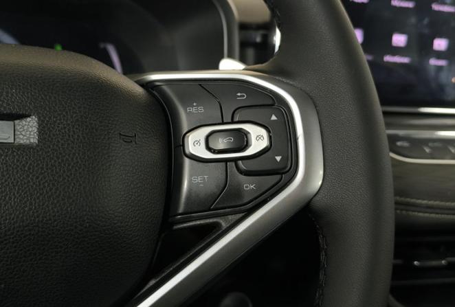 Haval Jolion I с пробегом 2023 года, цена 1 780 000 рублей, 45482 км, внедорожник, Автокод Объявления