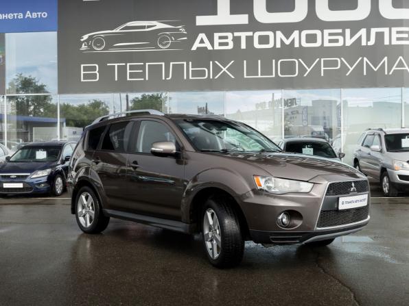Mitsubishi Outlander II Рестайлинг с пробегом 2010 года, цена 999 000 рублей, 219241 км, внедорожник, Автокод Объявления