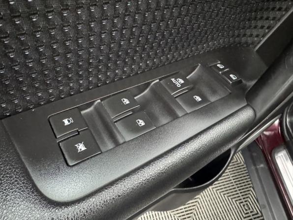 Chevrolet Captiva I Рестайлинг с пробегом 2012 года, цена 1 650 000 рублей, 87745 км, внедорожник, Автокод Объявления