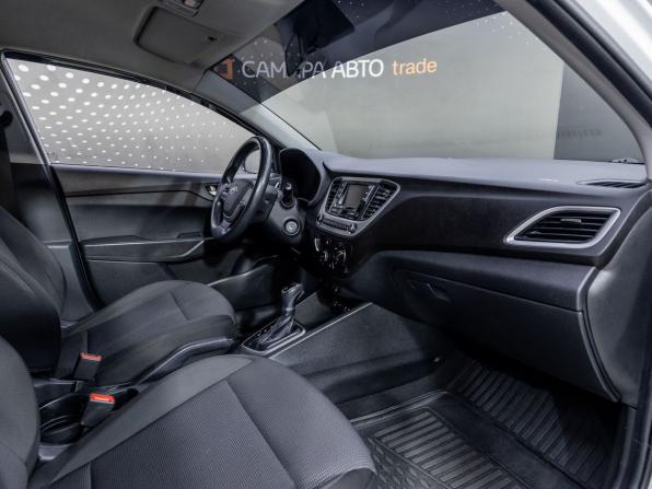 Hyundai Solaris II с пробегом 2017 года, цена 1 185 000 рублей, 169797 км, седан, Автокод Объявления
