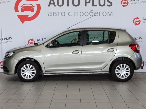 Renault Sandero II с пробегом 2018 года, цена 940 000 рублей, 58355 км, хэтчбек, Автокод Объявления
