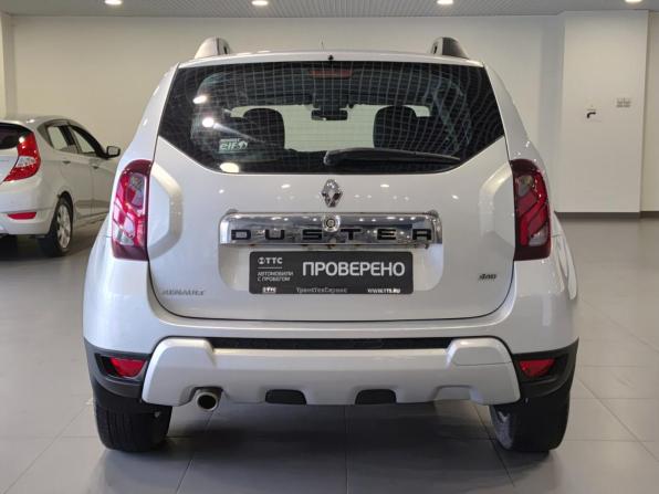 Renault Duster I Рестайлинг с пробегом 2016 года, цена 891 000 рублей, 209595 км, внедорожник, Автокод Объявления