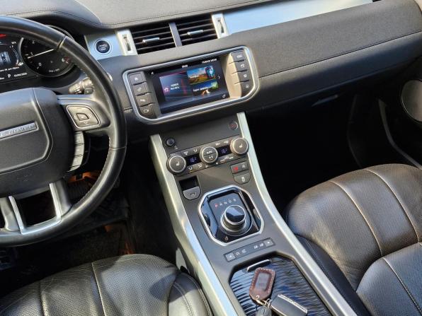Land Rover Range Rover Evoque I Рестайлинг с пробегом 2017 года, цена 2 409 000 рублей, 126468 км, внедорожник, Автокод Объявления
