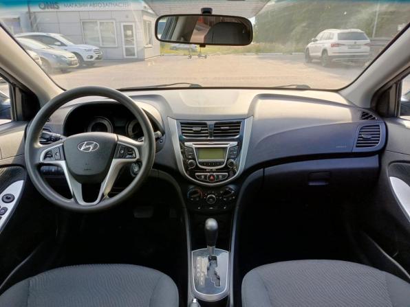 Hyundai Solaris I с пробегом 2012 года, цена 716 000 рублей, 209405 км, седан, Автокод Объявления