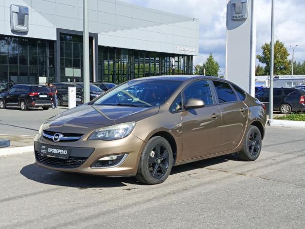 Opel Astra J Рестайлинг с пробегом 2012 года, цена 720 000 рублей, 211813 км, седан, Автокод Объявления