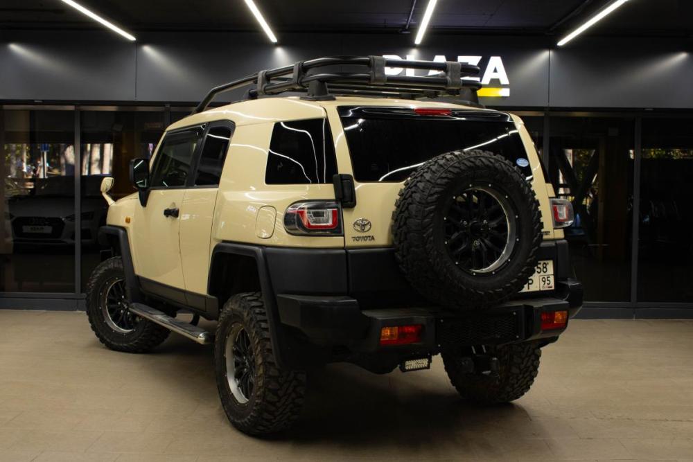 Toyota FJ Cruiser Уфа  - изображение 3