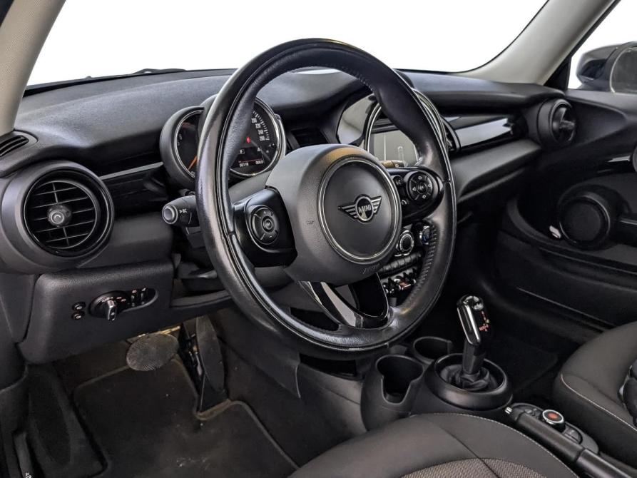 Mini Hatch III (F55/F56) Рестайлинг Москва  - изображение 15