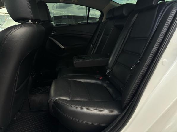 Mazda 6 III (GJ) Рестайлинг с пробегом 2016 года, цена 1 640 500 рублей, 232198 км, седан, Автокод Объявления