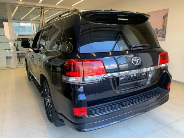 Toyota Land Cruiser 200 Series Рестайлинг 2 с пробегом 2020 года, цена 7 700 000 рублей, 183256 км, внедорожник, Автокод Объявления
