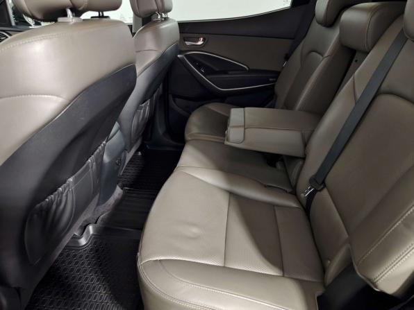 Hyundai Santa Fe III Рестайлинг с пробегом 2017 года, цена 2 100 000 рублей, 160551 км, внедорожник, Автокод Объявления