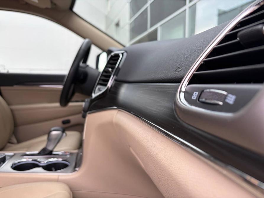 Jeep Grand Cherokee IV (WK2) Рестайлинг Санкт-Петербург  - изображение 15