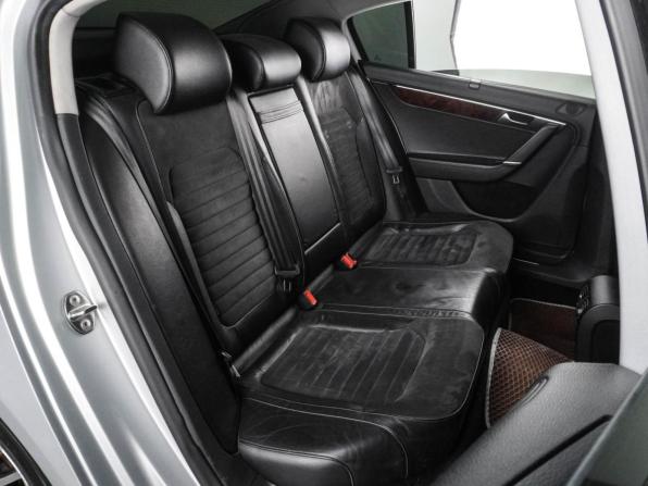 Volkswagen Passat B7 с пробегом 2011 года, цена 1 391 000 рублей, 213581 км, седан, Автокод Объявления