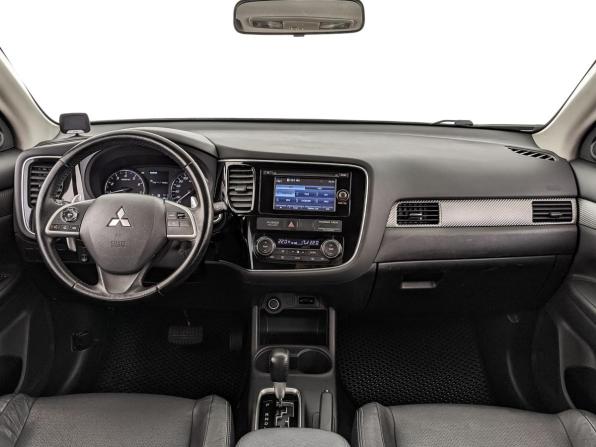 Mitsubishi Outlander III с пробегом 2014 года, цена 2 400 000 рублей, 43000 км, внедорожник, Автокод Объявления