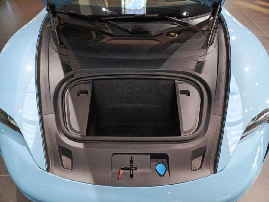 Porsche Taycan I Казань  - изображение 11
