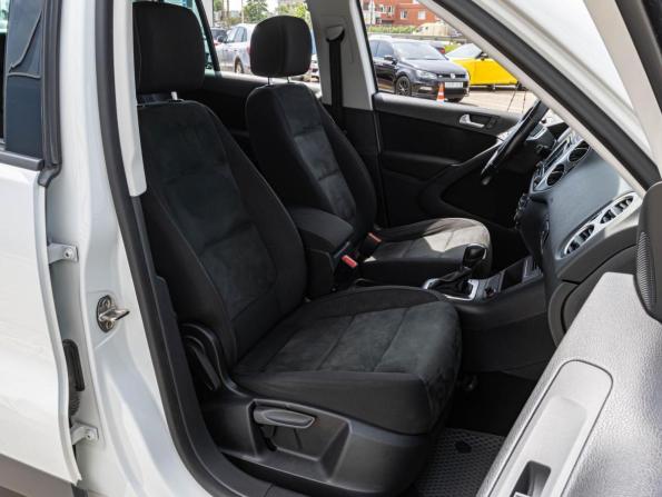 Volkswagen Tiguan I Рестайлинг с пробегом 2016 года, цена 1 950 000 рублей, 223284 км, внедорожник, Автокод Объявления