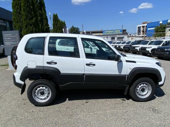 Lada (ВАЗ) Niva Travel I с пробегом 2024 года, цена 1 260 000 рублей, 3 км, внедорожник, Автокод Объявления