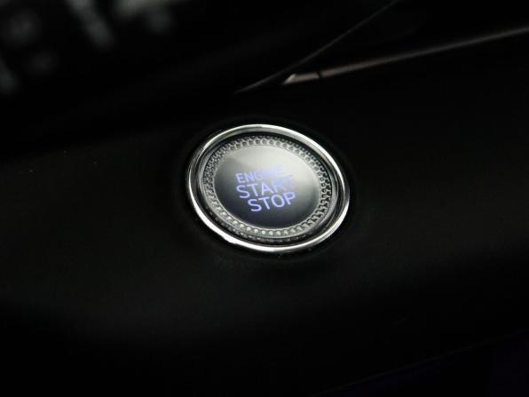 Genesis GV80 I с пробегом 2021 года, цена 5 750 000 рублей, 62000 км, внедорожник, Автокод Объявления