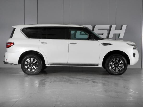 Nissan Patrol VI (Y62) Рестайлинг 2 с пробегом 2021 года, цена 9 255 000 рублей, 6361 км, внедорожник, Автокод Объявления