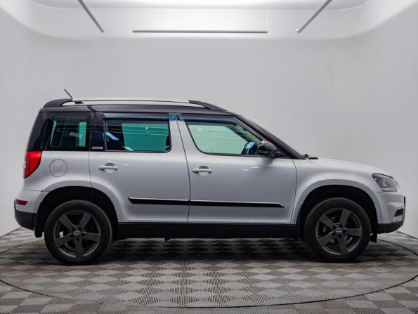 Skoda Yeti I Рестайлинг с пробегом 2017 года, цена 1 445 000 рублей, 136556 км, внедорожник, Автокод Объявления