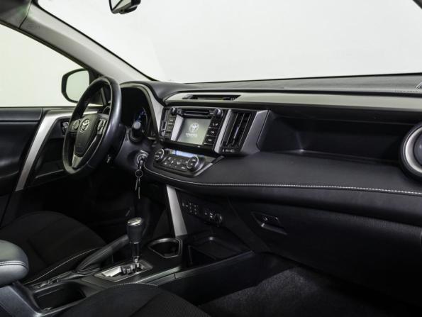 Toyota RAV4 IV (XA40) Рестайлинг с пробегом 2016 года, цена 2 049 000 рублей, 150472 км, внедорожник, Автокод Объявления