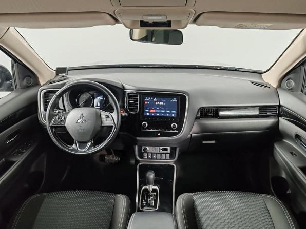 Mitsubishi Outlander III Рестайлинг 3 с пробегом 2021 года, цена 2 249 000 рублей, 107418 км, внедорожник, Автокод Объявления