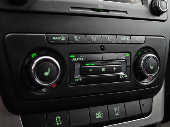 Skoda Yeti I с пробегом 2011 года, цена 910 000 рублей, 173000 км, внедорожник, Автокод Объявления