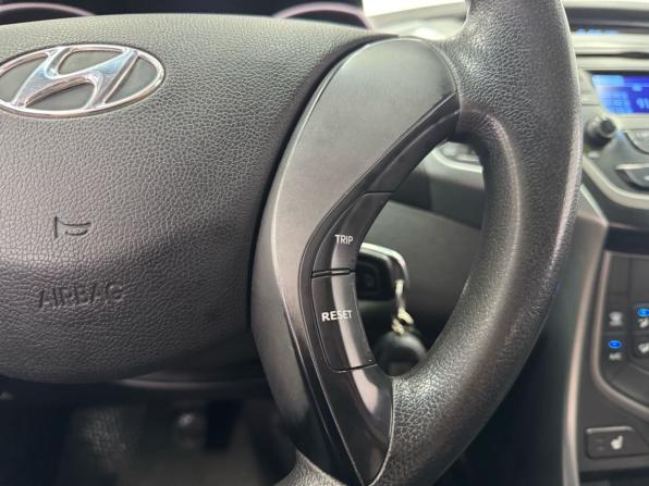 Hyundai Elantra V (MD) с пробегом 2014 года, цена 949 000 рублей, 199872 км, седан, Автокод Объявления