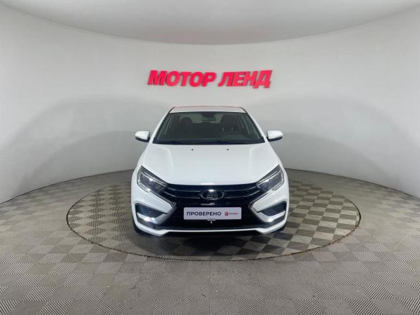 Lada (ВАЗ) Vesta I Рестайлинг (NG) с пробегом 2023 года, цена 1 407 000 рублей, 13686 км, седан, Автокод Объявления