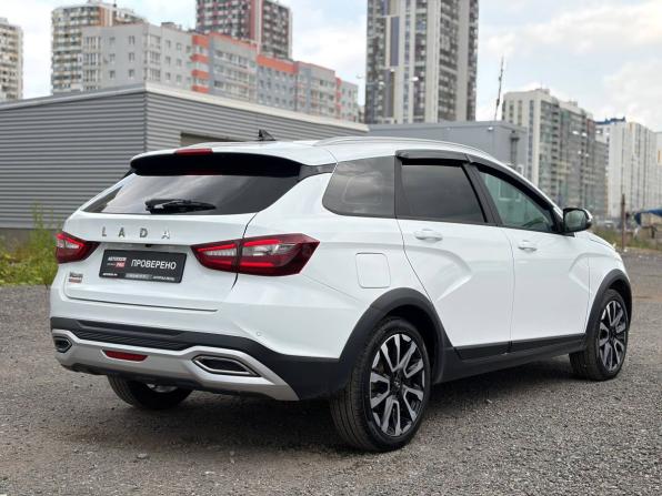 Lada (ВАЗ) Vesta I Рестайлинг (NG) с пробегом 2024 года, цена 1 345 000 рублей, 36000 км, универсал, Автокод Объявления
