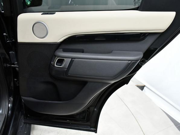Land Rover Discovery V с пробегом 2017 года, цена 3 255 000 рублей, 142349 км, внедорожник, Автокод Объявления