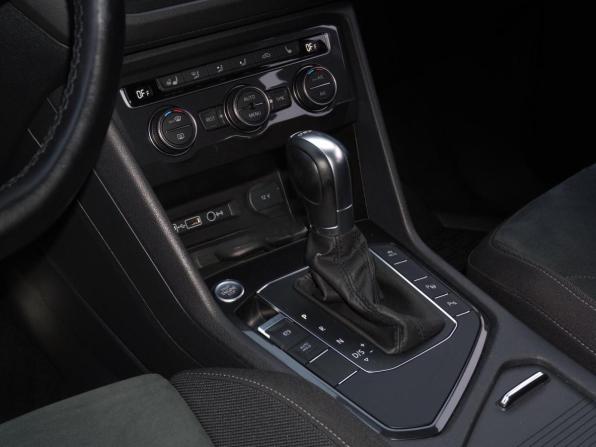 Volkswagen Tiguan II с пробегом 2019 года, цена 1 998 000 рублей, 192930 км, внедорожник, Автокод Объявления