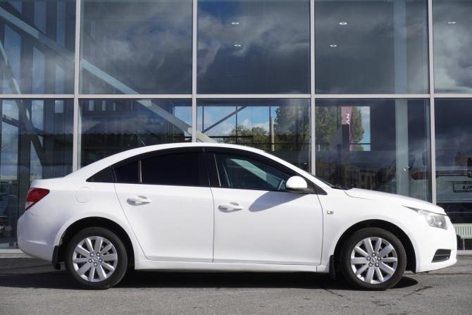 Chevrolet Cruze I Рестайлинг с пробегом 2012 года, цена 698 000 рублей, 241546 км, седан, Автокод Объявления